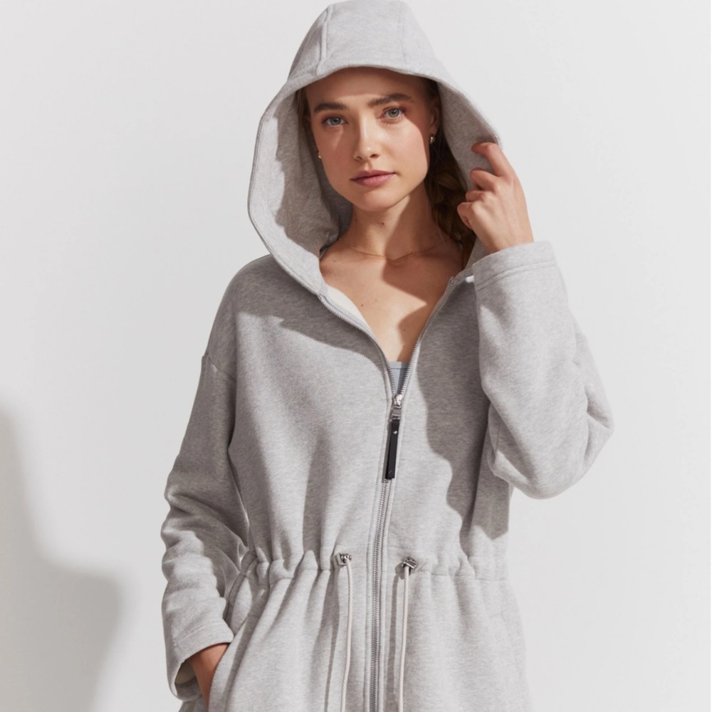 NWT Varley Victoria Hoodie in size XS. Grey color way.